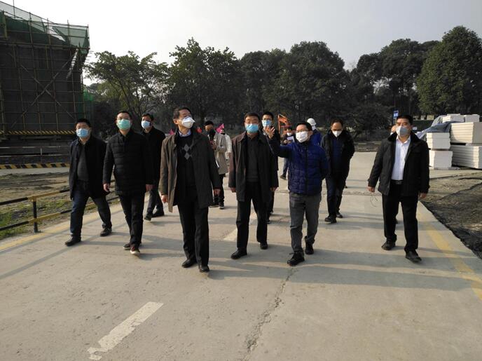 集团党委书记、董事长任丁率队 赴金牛宾馆检查工作