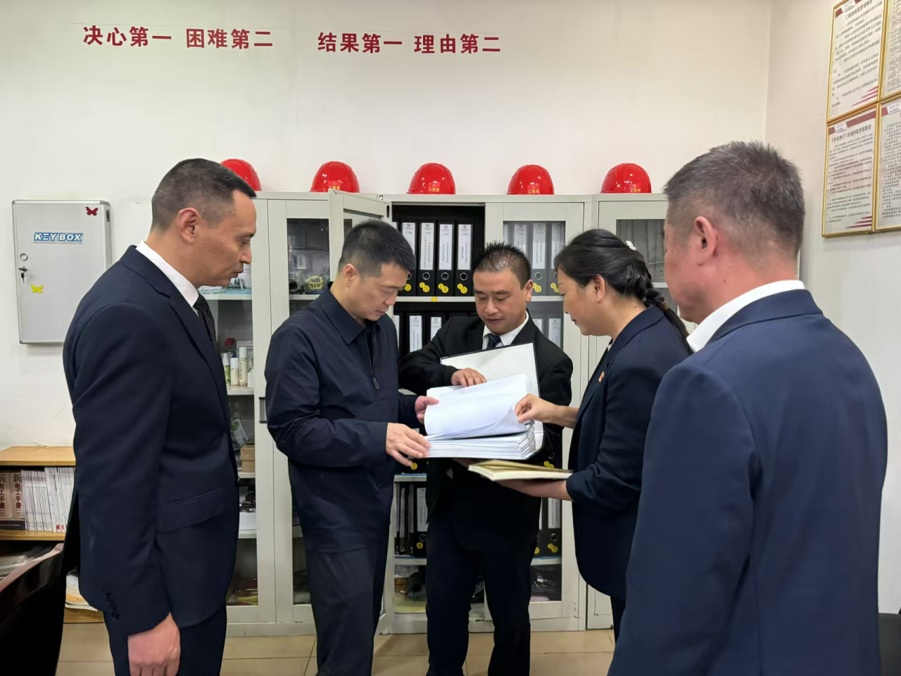 省尊龙凯时集团党委书记、董事长游勇国庆节期间调研督导旗下酒店经营及安全生产工作